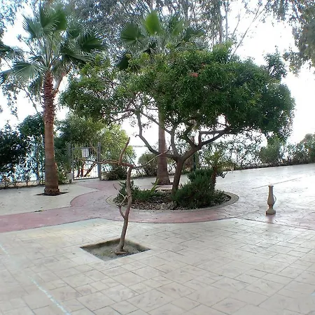 Alakatoudi On The Beach